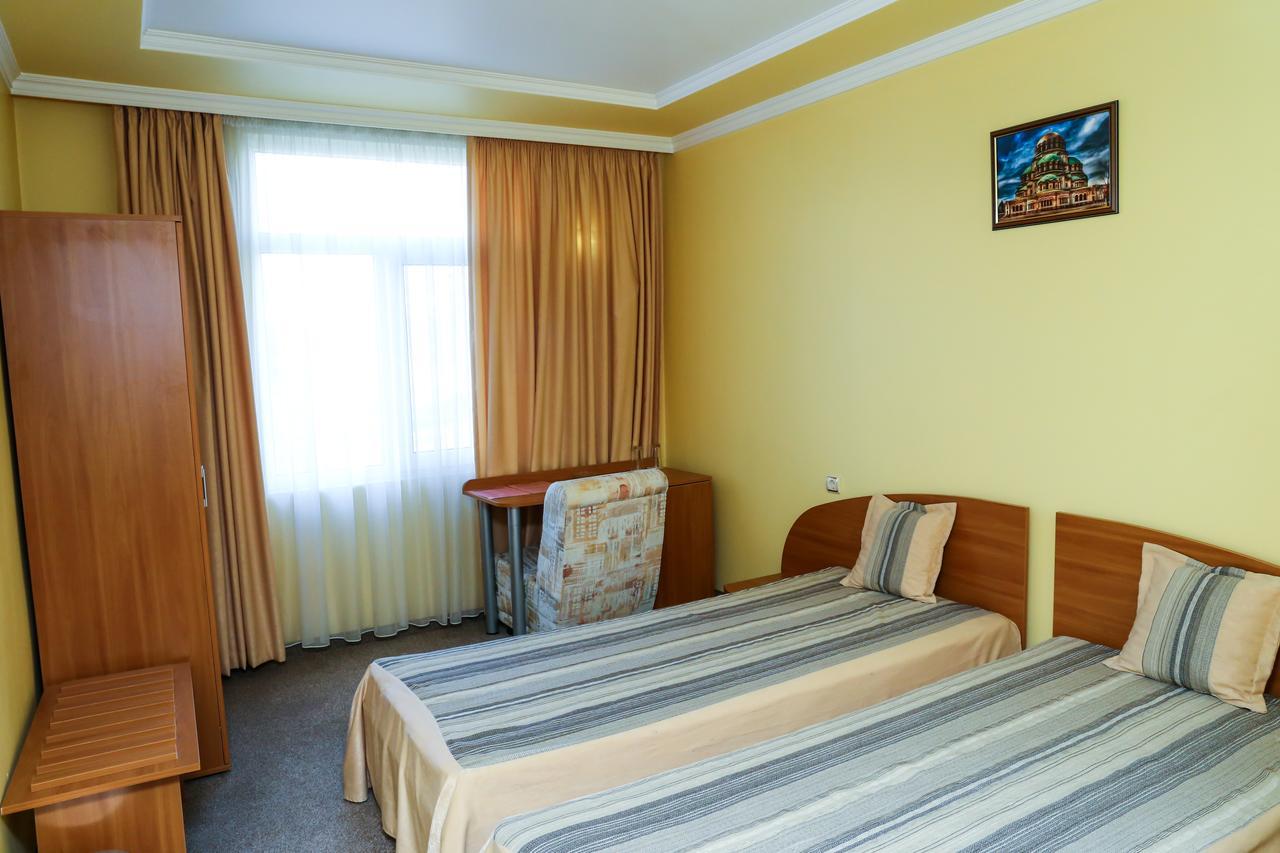 Hotel Bulgaria Kardzsali Kültér fotó